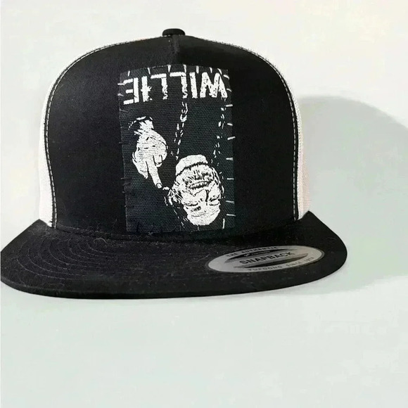 NWT Willie Black and White Snapback Hat - Picture 1 of 6